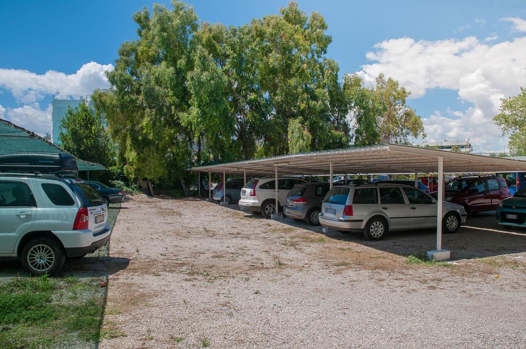 Hotel Smeraldo Giulianova Kültér fotó